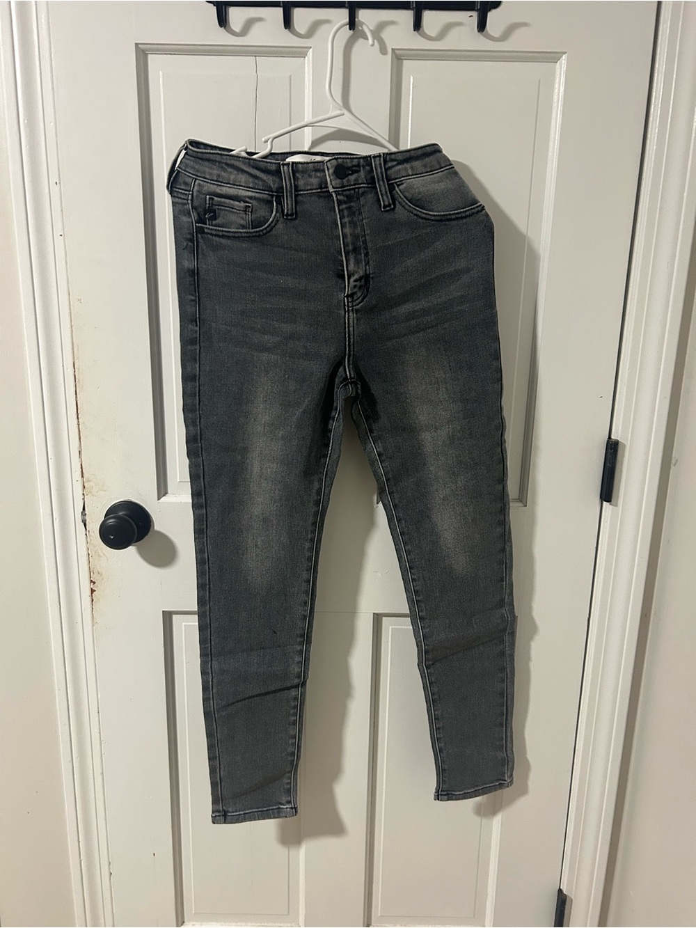 KanCan Women's Skinny Jeans in Washed Black
